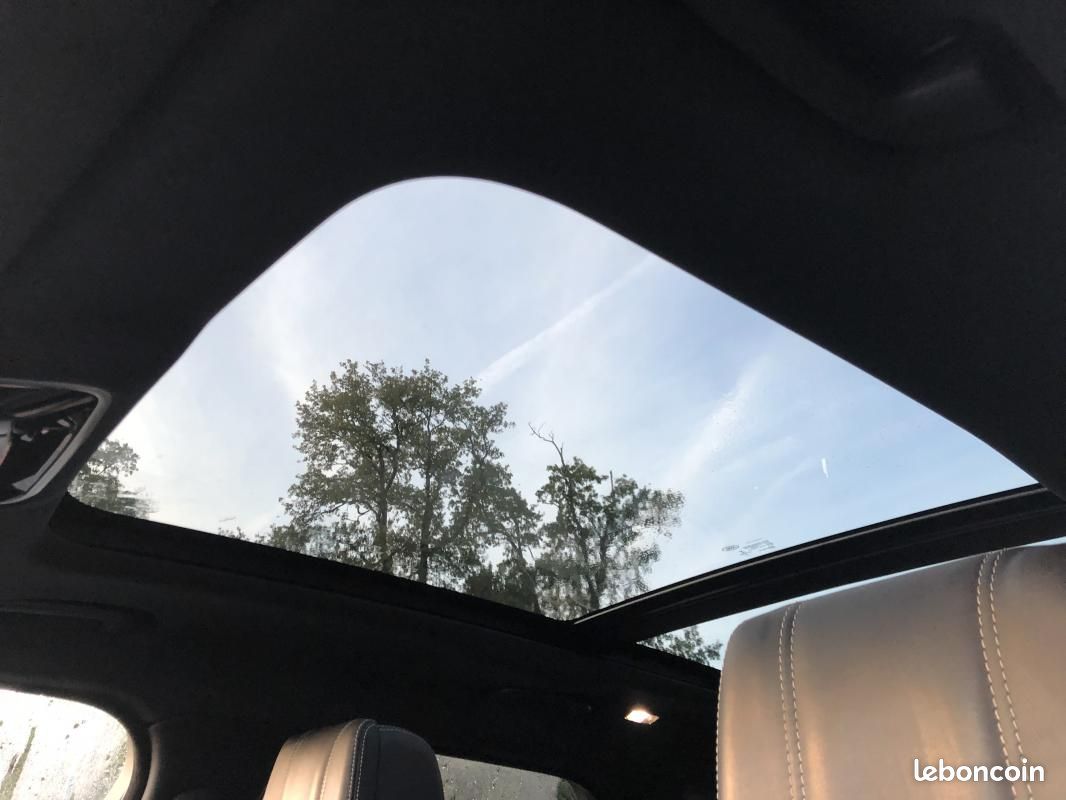 Land Rover Range Rover Velar 3.0L D300 BVA HSE R-Dynamic (image 18)