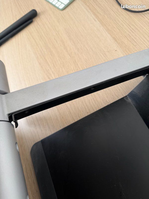 Tablette graphique Wacom Cintiq 24 Pro Touch (image 4)