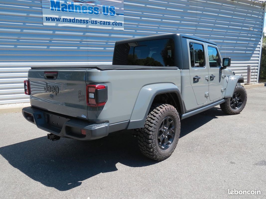 Jeep Gladiator Willys V6 3.6 Pentastar 2021 (image 2)