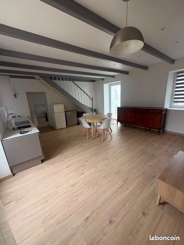 Maison 4 pièces 90 m² · à Landivisiau · 90 m² · 950 €