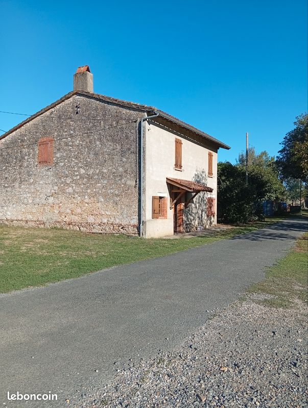 Maison 7 pièces 140 m² · à Fiac · 140 m² · 160 000 €