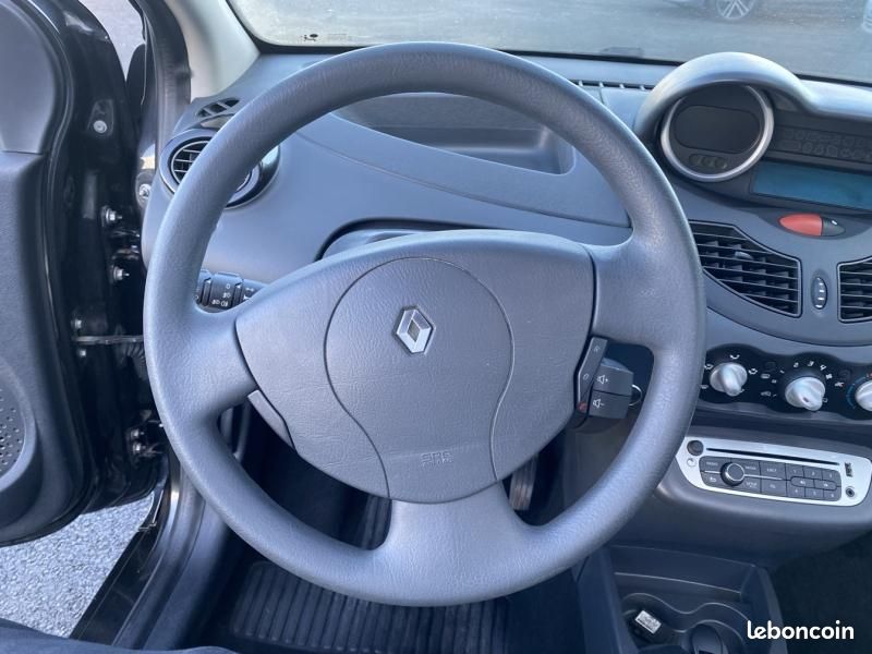 Renault Twingo 1.2 LEV 16v 75ch Summertime eco² (image 10)