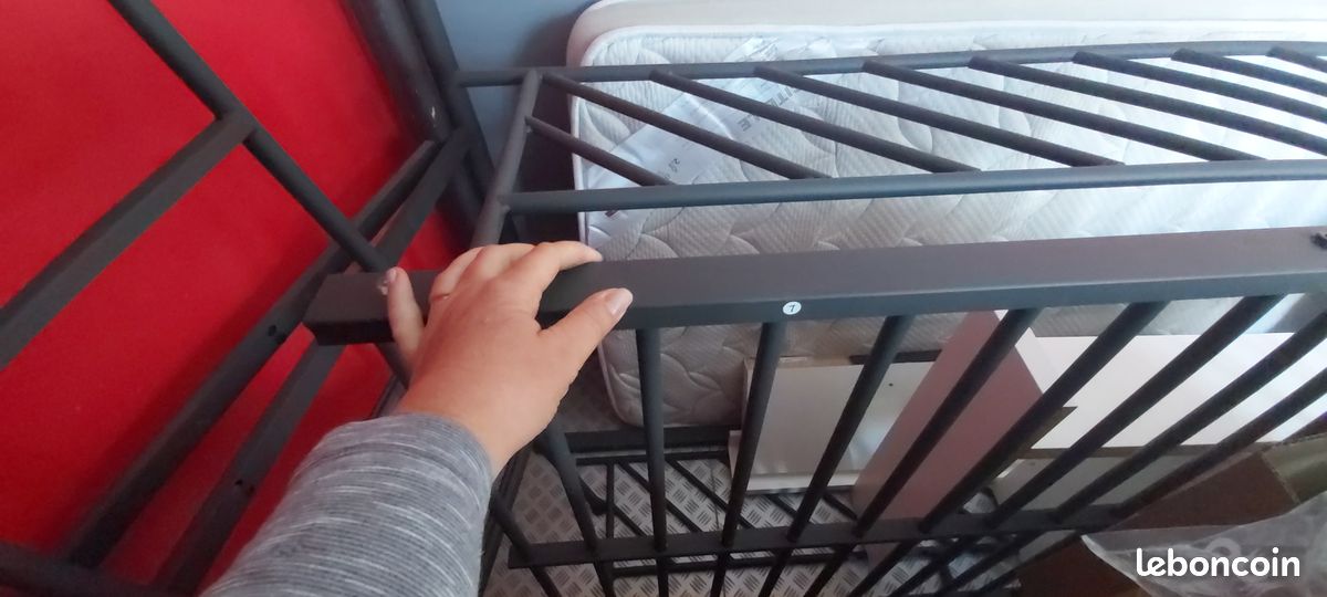 2 lits pour une personne (1 surélevé et 1 normal) (image 11)