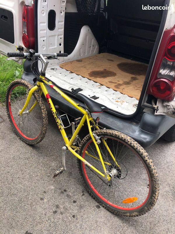 Vélo Peugeot (image 1)