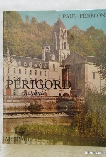 Livres Périgord enchanté de Paul Fénelon (image 1)