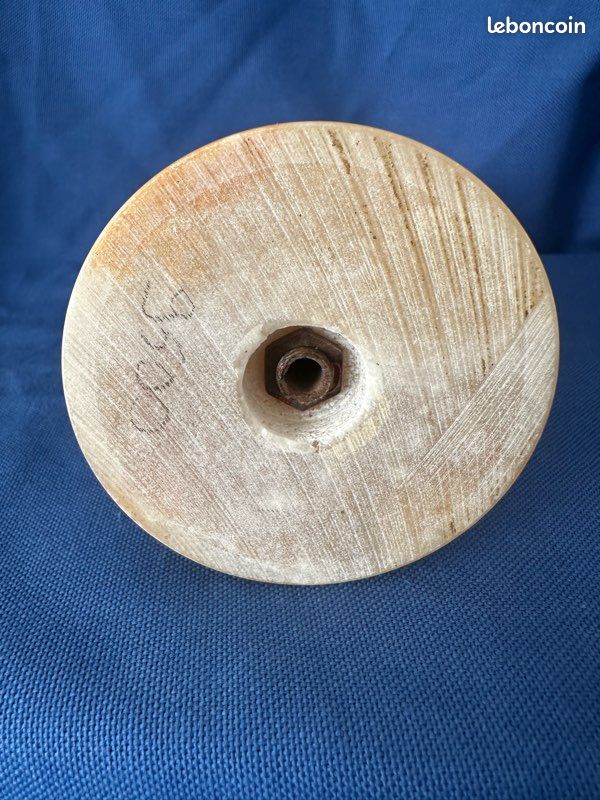 Bougeoir en albâtre (image 3)