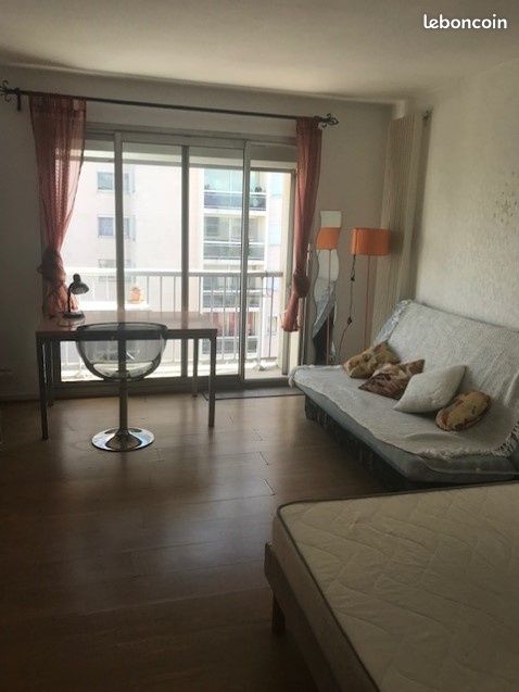 Appartement 1 pièce 28 m² · à Reims · 28 m² · 452 €