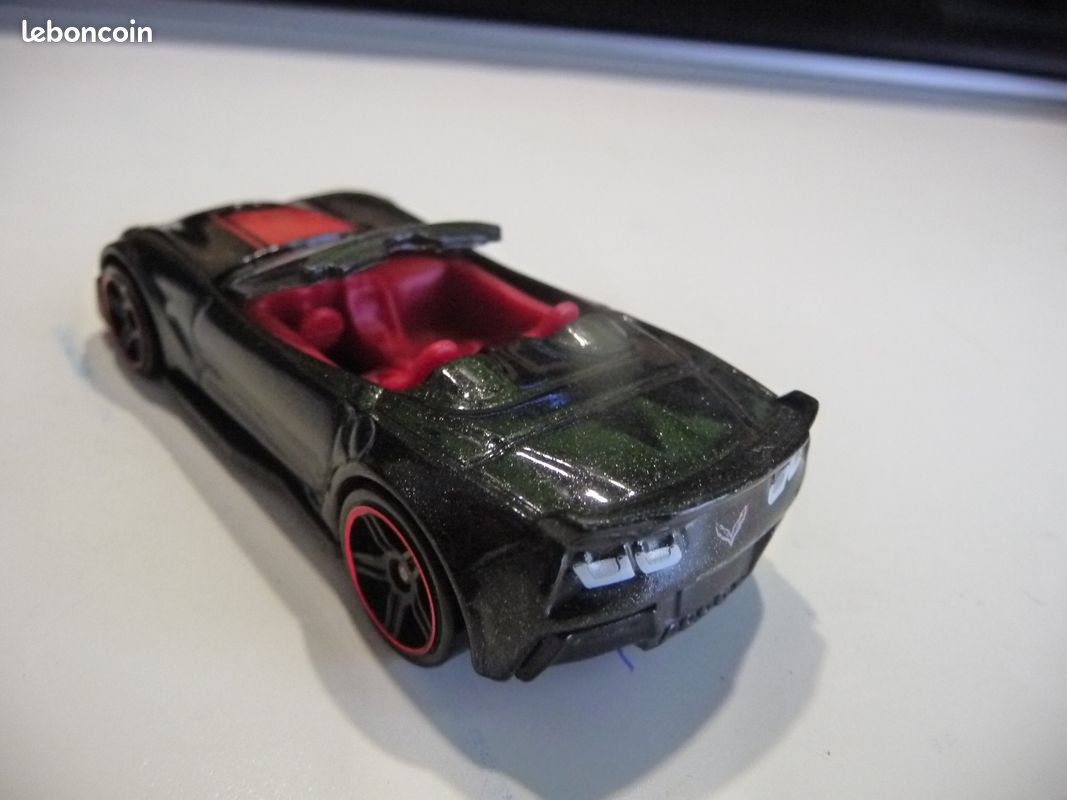 Mini voiture miniature Chevrolet Corvette au 1/64 ème (image 3)