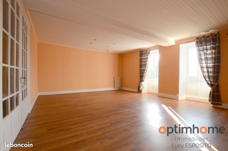 Longère 6 pièces 202 m² - Condéon 16360 (image principale 9)