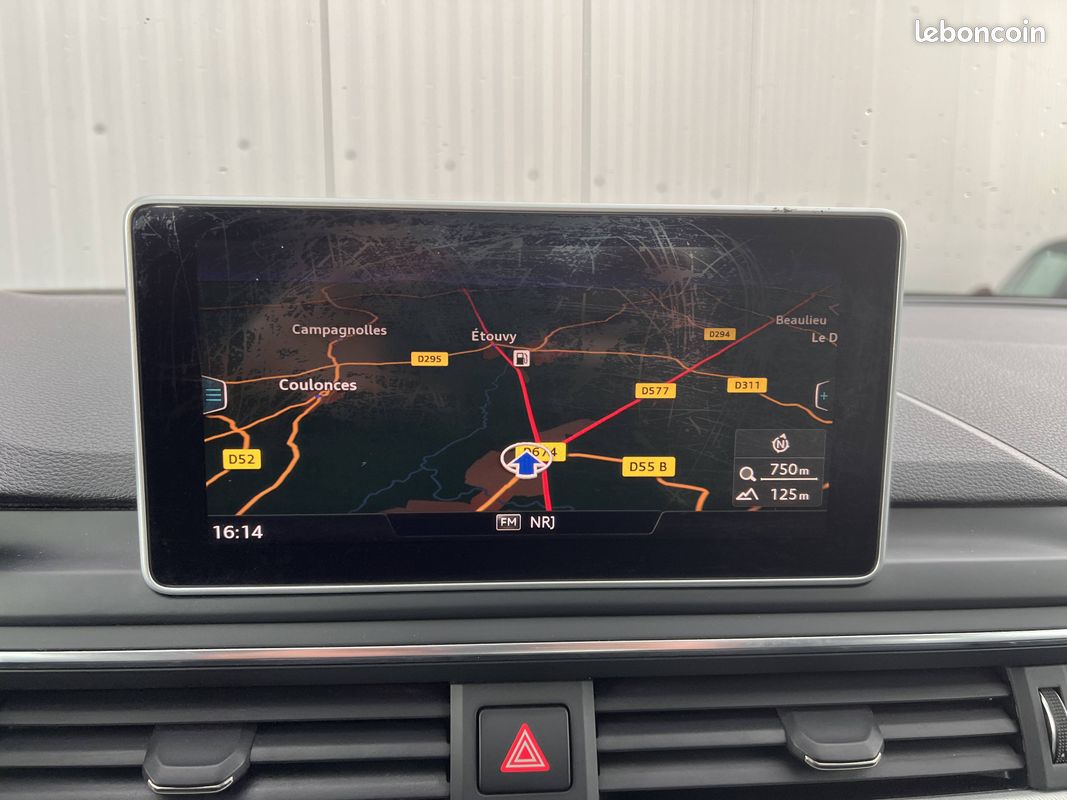 AUDI A4 Avant 2.0 TDI 190 S tronic 7 Design Luxe (image 14)