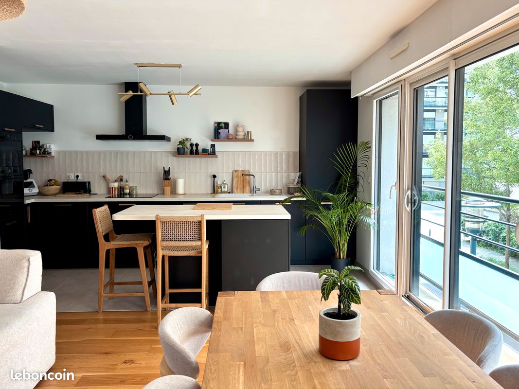 Parking 3 pièces 67 m² · à Rennes · 67 m² · 385 000 €