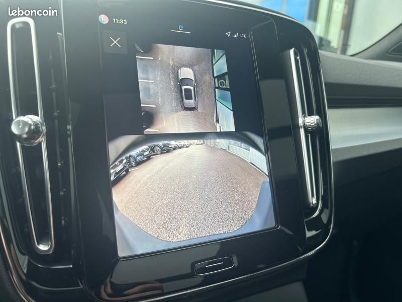 Volvo XC40 B3 163ch Black Edition DCT 7 (image 17)