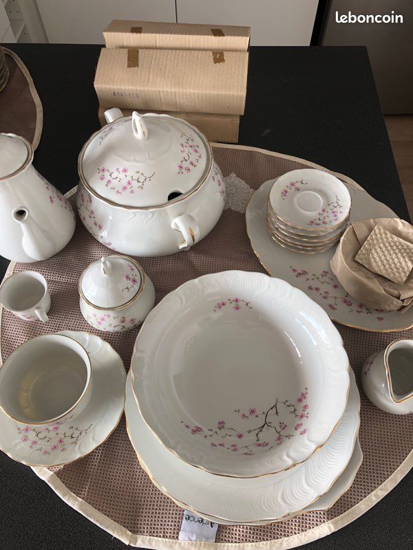Set entier porcelaine pour 12 personnes 84 pièces (image 1)