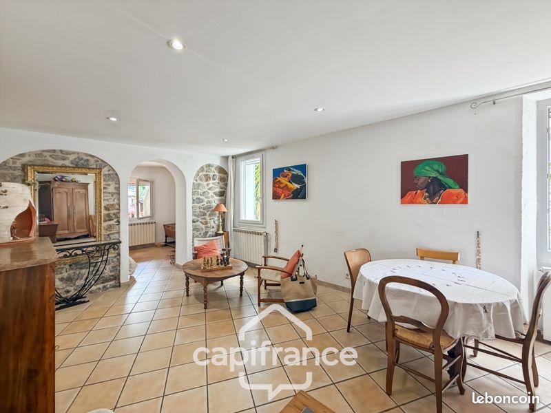 Maison 5 pièces 100 m² · à Hyères · 100 m² · 376 000 €