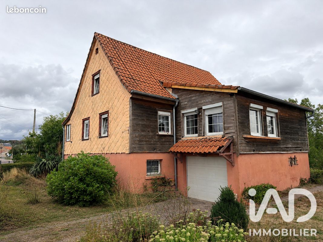 Maison 4 pièces 115 m² · à Lelling · 115 m² · 135 000 €