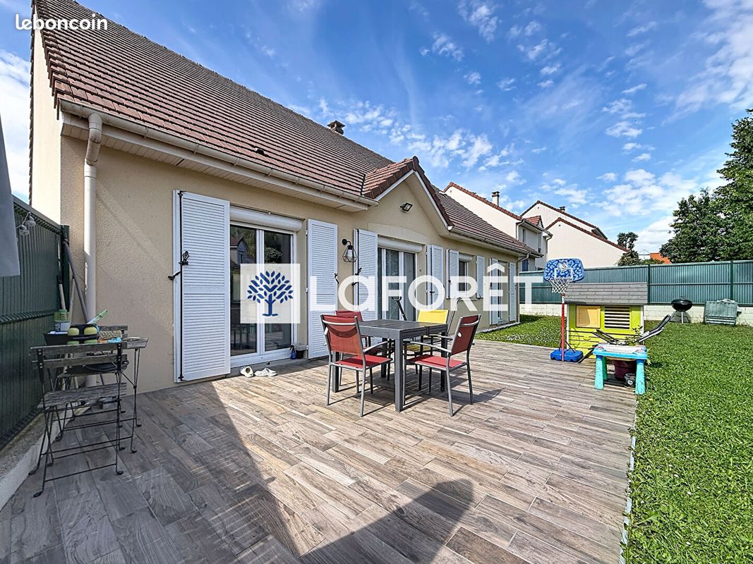 Maison 4 pièces 109 m² · à Franqueville-Saint-Pierre · 109 m² · 356 500 €
