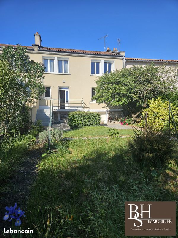 Maison 4 pièces 125 m² · à Poitiers · 125 m² · 199 900 €