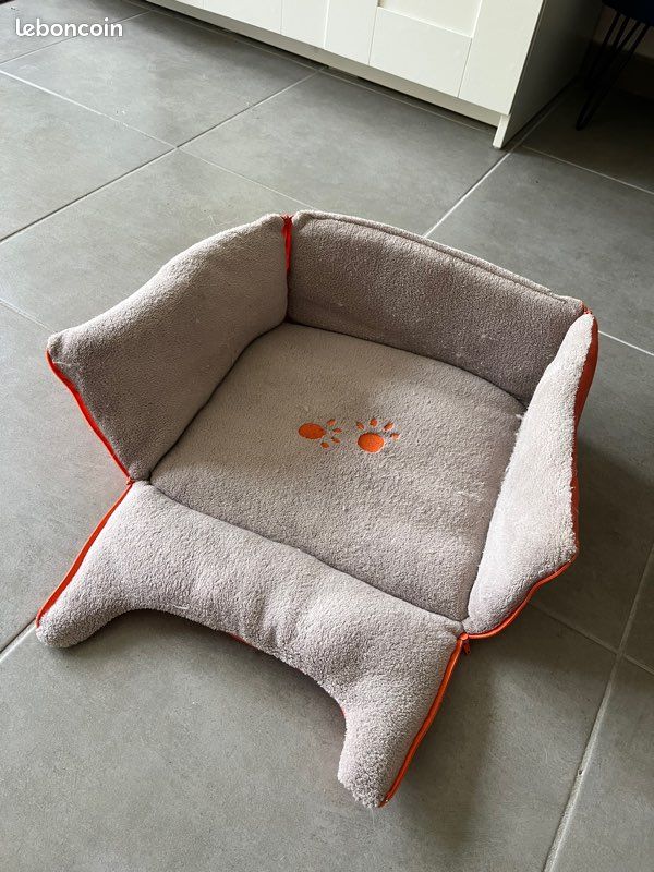 Panier douillet pour chat/chien (image 1)