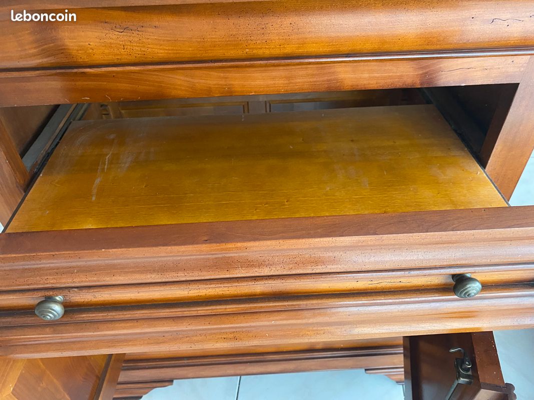 Petit buffet en merisier (image 4)