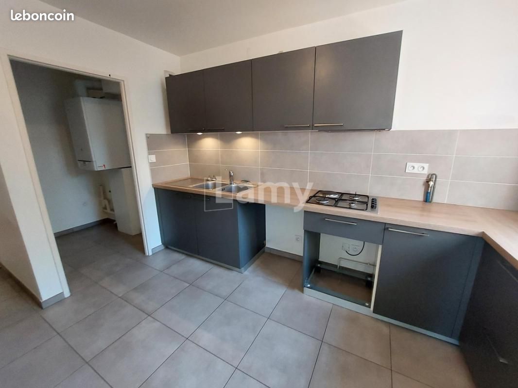 Appartement 3 pièces 77 m² à Échirolles