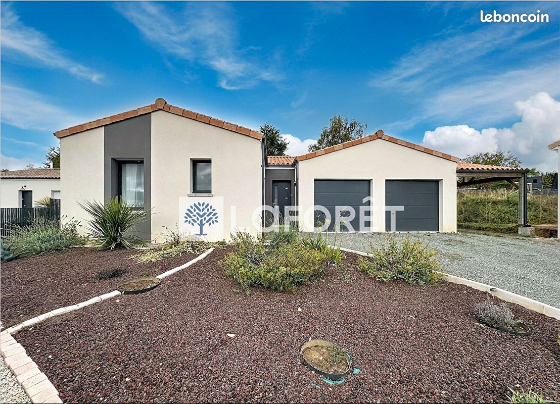 Maison 4 pièces 97 m² · à Combrand · 97 m² · 257 000 €