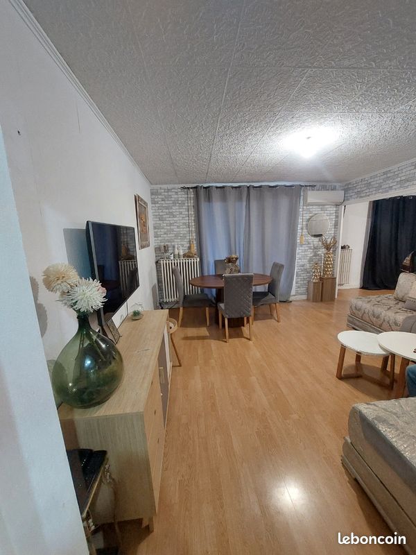 Appartement 3 pièces 74 m² · à Bourg-Saint-Andéol · 74,4 m² · 82 000 €