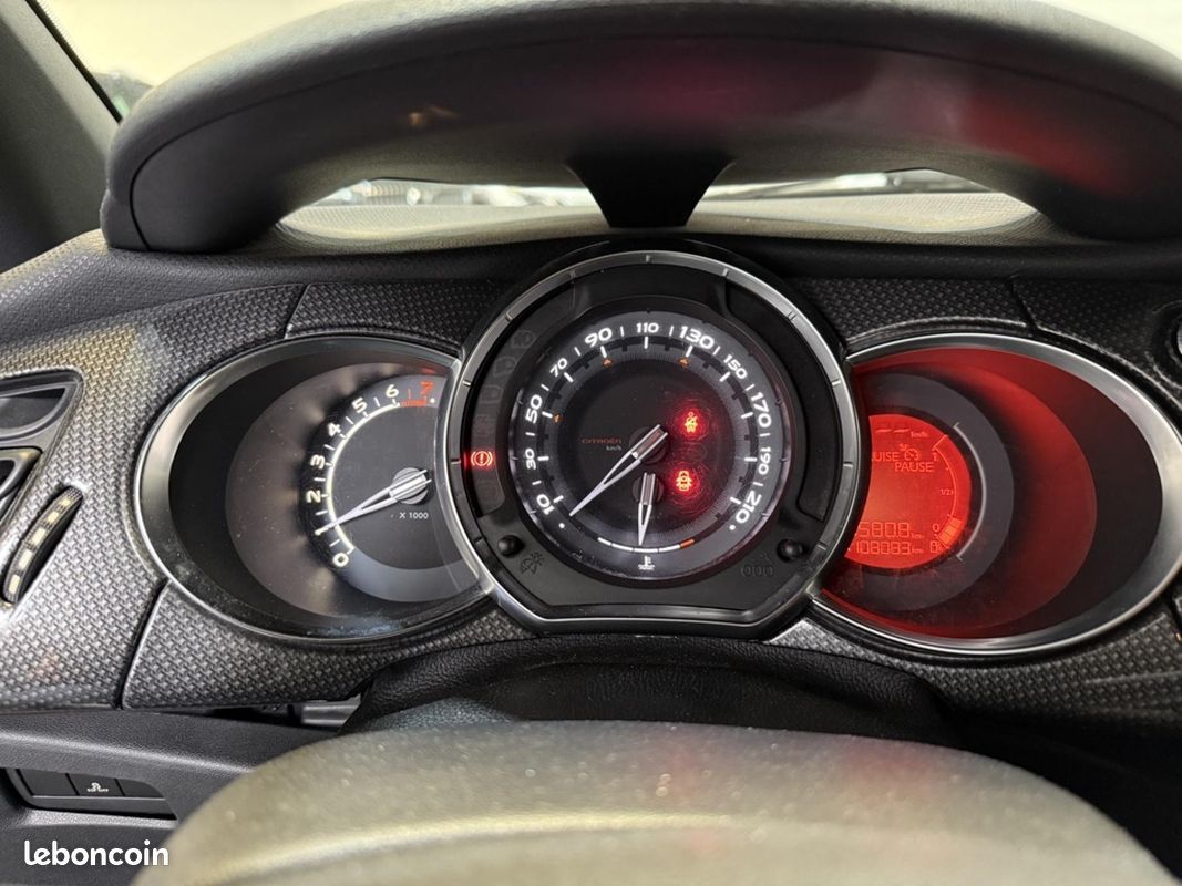 DS DS 3 1.6 THP 16V 150ch Sport Chic - Garantie 3 MOIS (image 9)
