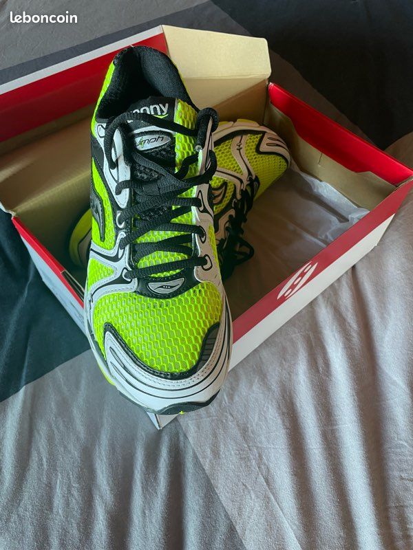 Saucony Progrid Triumph 4 Jaune Argent (image 5)