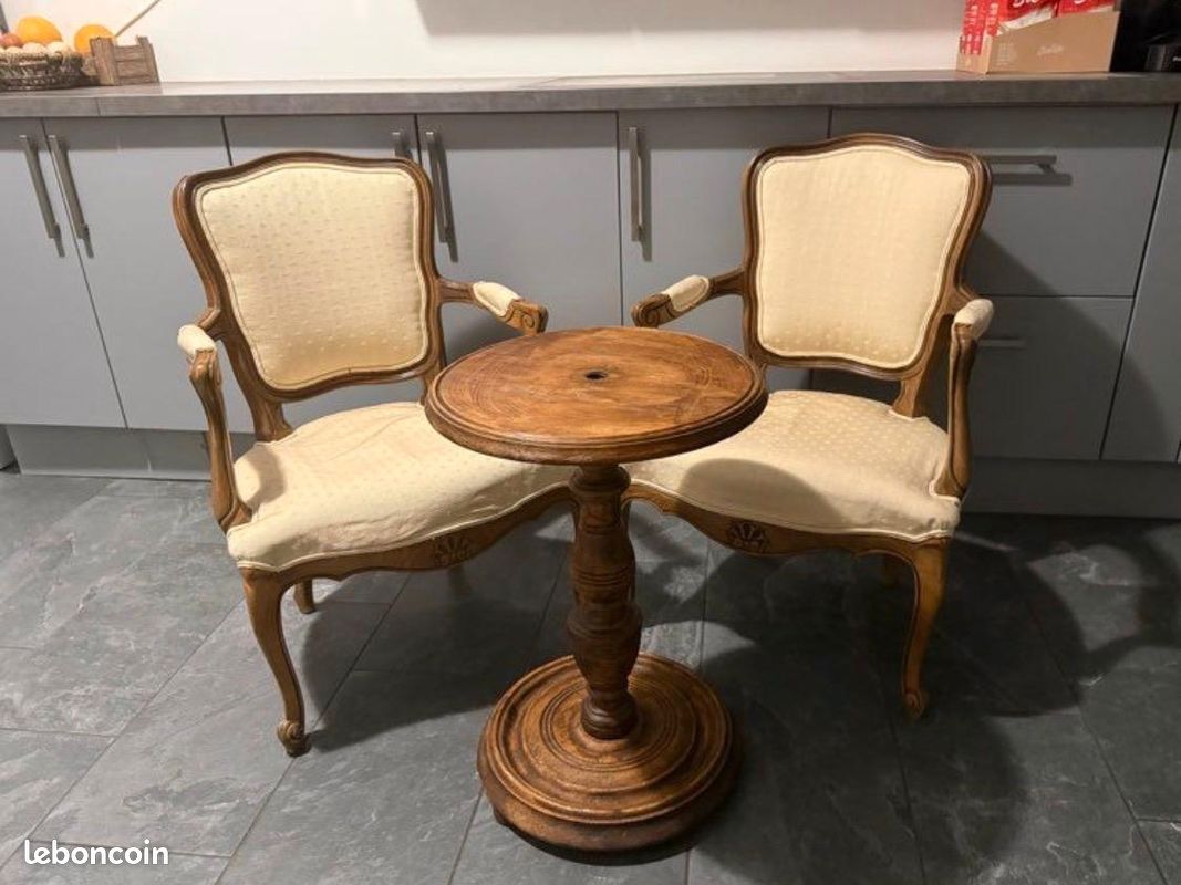 2 chaises en bois (image 2)