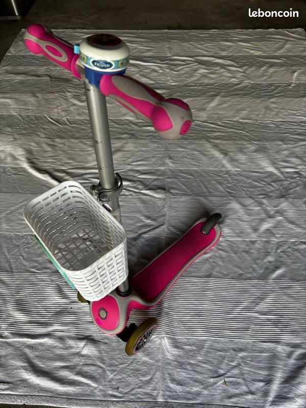 Xootz Scout Trottinette à 3 roues pour tout-petits, plateau