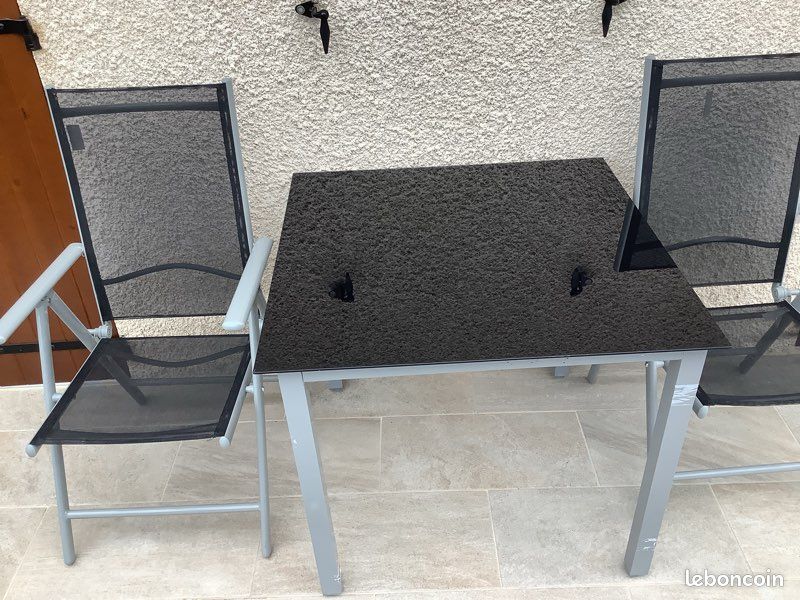 Table pour balcon (image 1)