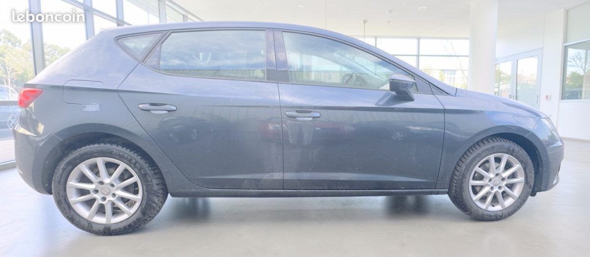 Seat leon tsi 5portes 1er main garantie 6mois etat neuf (image 8)