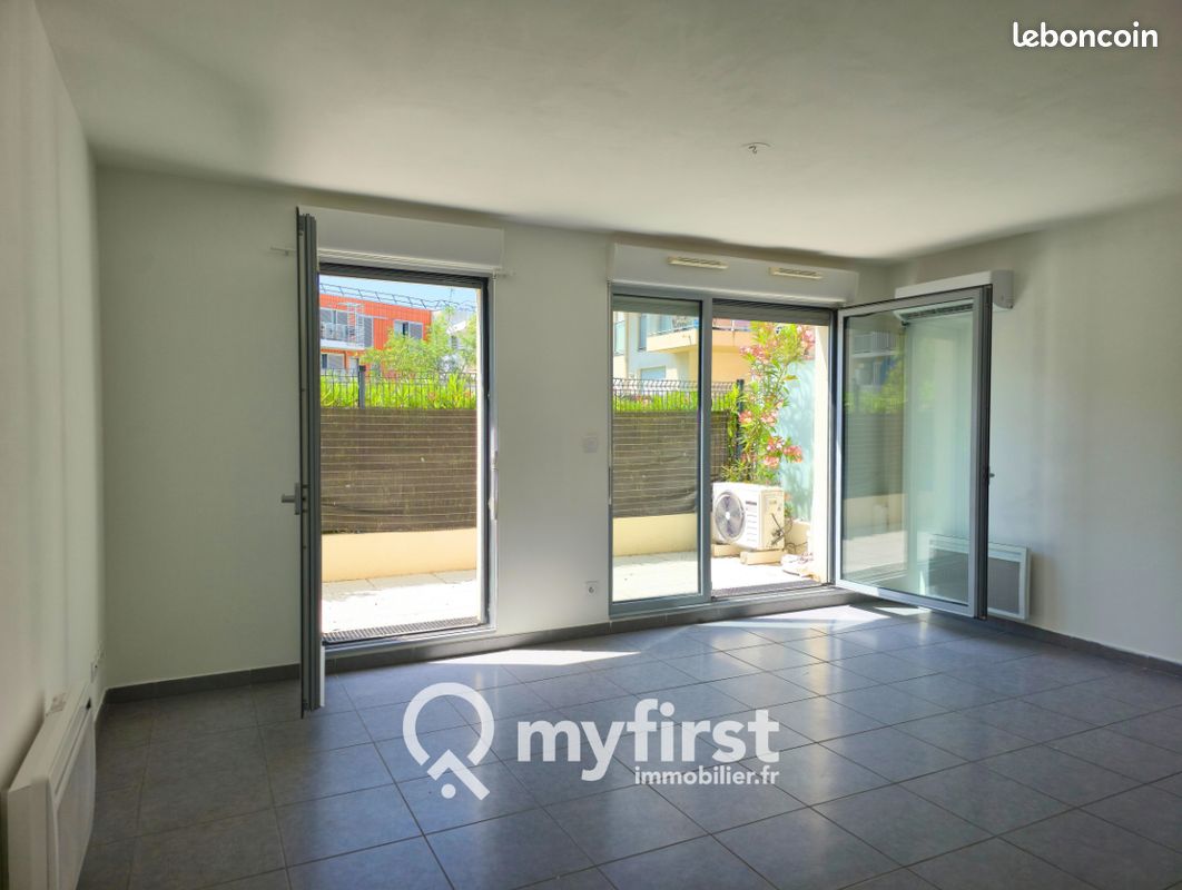 Appartement 3 pièces 61 m² · à Toulon · 61 m² · 990 €/mois