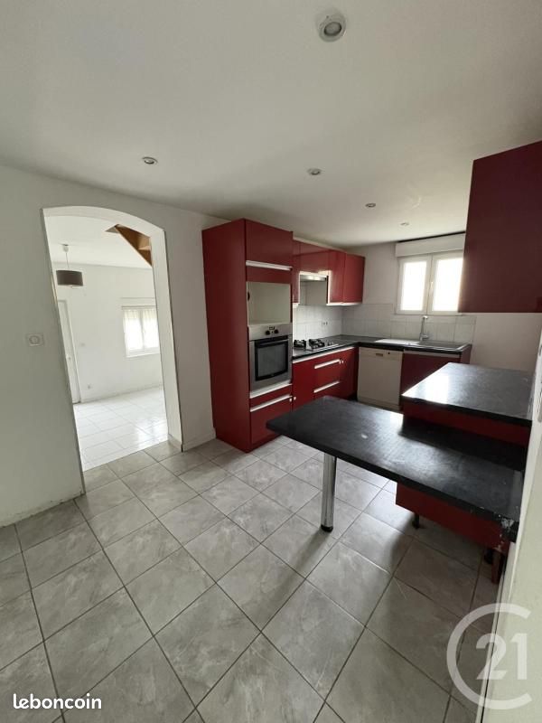 Maison 5 pièces 84 m² · à Davenescourt · 84 m² · 680 €/mois