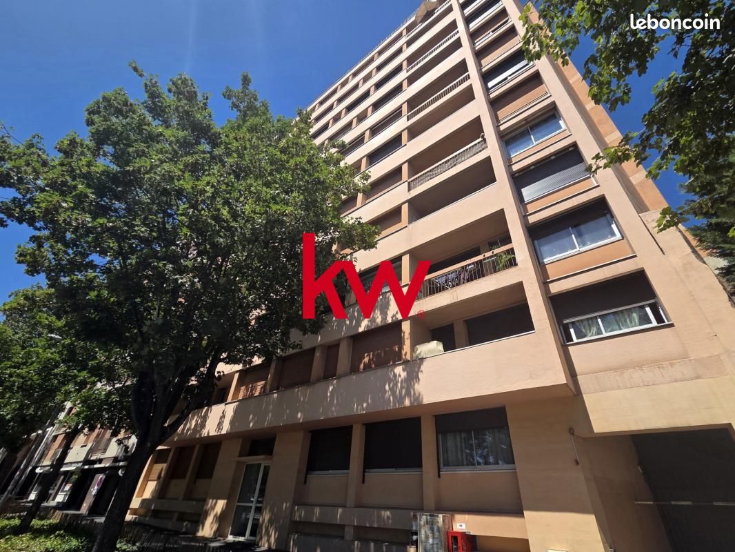 Appartement 3 pièces 73 m² · à Clermont-Ferrand · 73 m² · 115 000 €