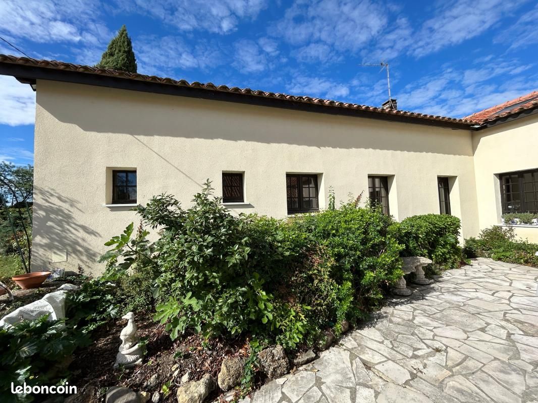 Appartement 2 pièces 62 m² · à Saint-Germé · 62 m² · 573 €/mois