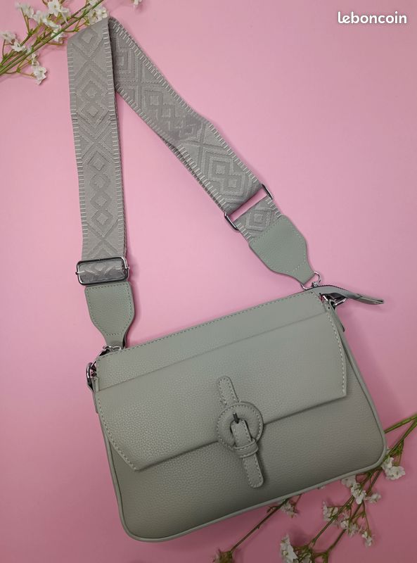 Sac à main couleur Gris avec bandoulière assortie (image 1)
