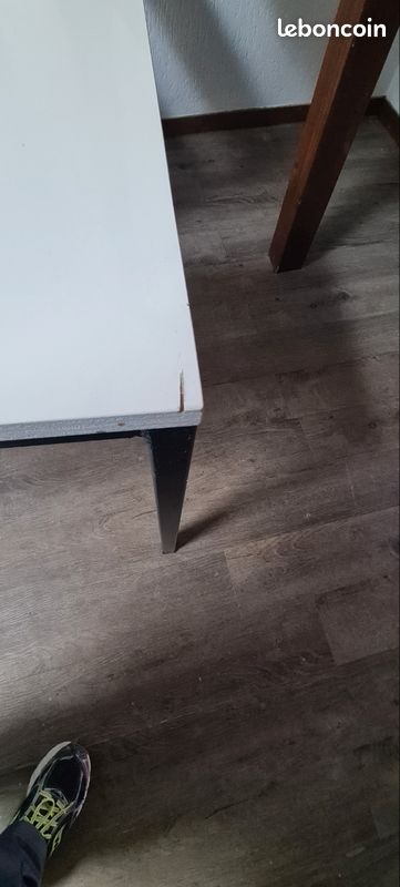 Table blanche (image 4)