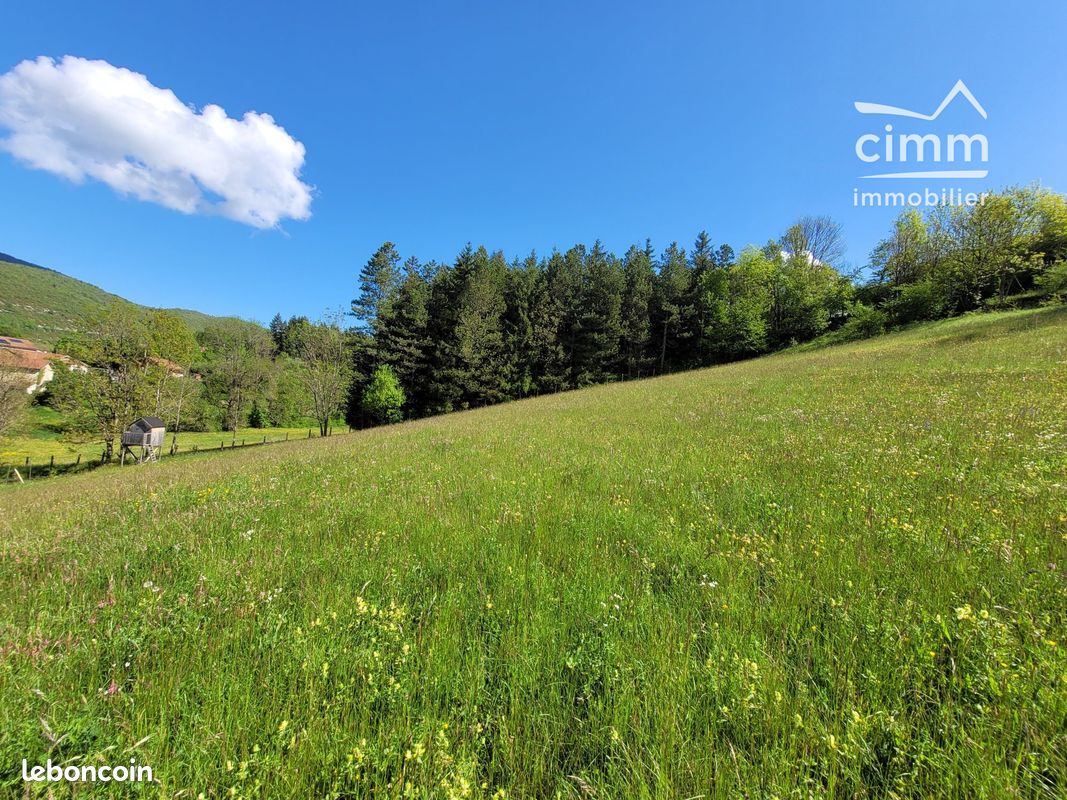 Terrain 2539 m² · à La Chapelle-en-Vercors · 2 539 m² · 71 000 €