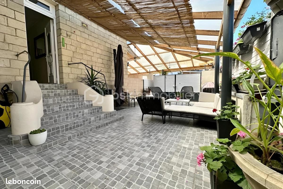Maison 6 pièces 214 m² · à Saint-Ouen-l'Aumône · 214 m² · 399 000 €