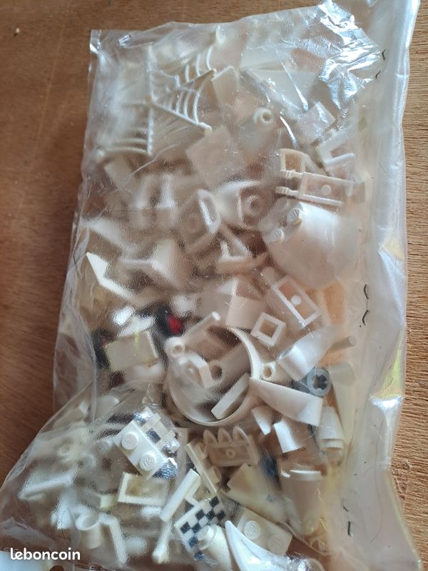 Lot LEGO blanc formes diverses (image 2)