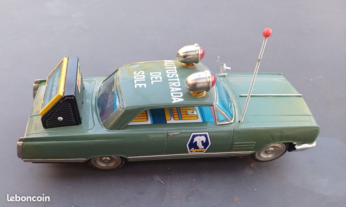 Rare voiture de police américaine ICHICO - Collection