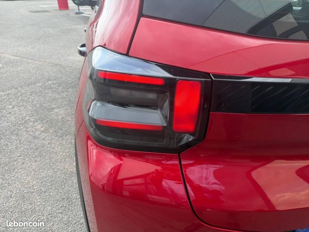 Citroën C3 Hybride 110 ch Automatique - Plus (image 10)