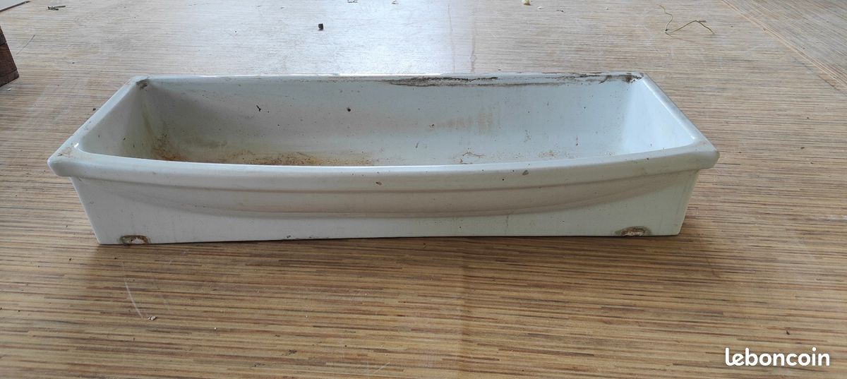 Lavabo collectif (image 1)