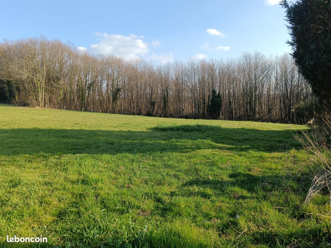Terrain 1 pièce 12929 m² · à Saint-Jouvent · 12 929 m² · 92 650 €