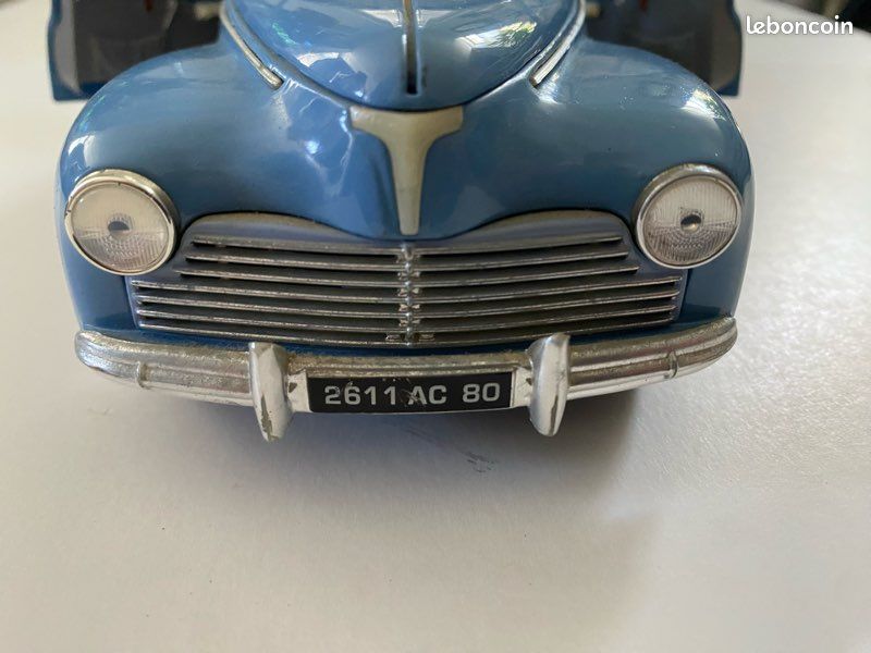 SOLIDO 1/18 PEUGEOT 203 COUPE BLEU FONCE ETAT NEUF ROUES