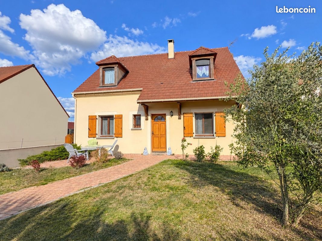 Maison 6 pièces 108 m² · à Trilport · 108 m² · 345 000 €