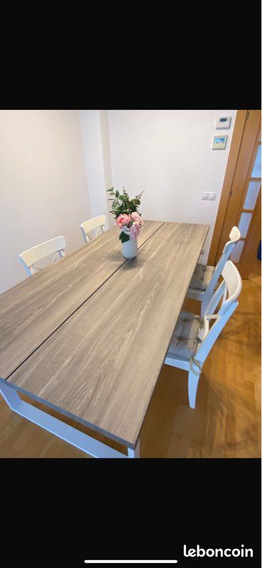 Table et chaises salon (image 1)