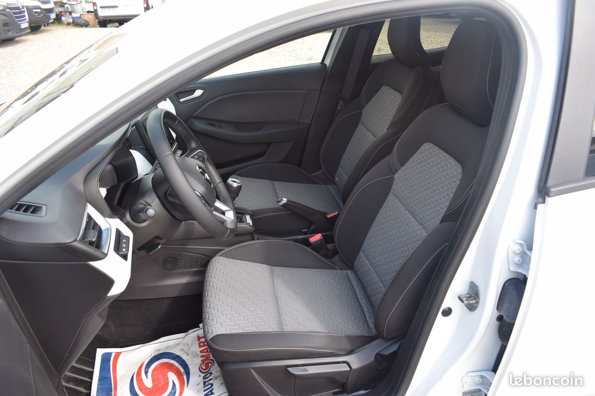 Renault clio v 1.0tce 90 evolution societe 2023 camera gps carplay (image 5)