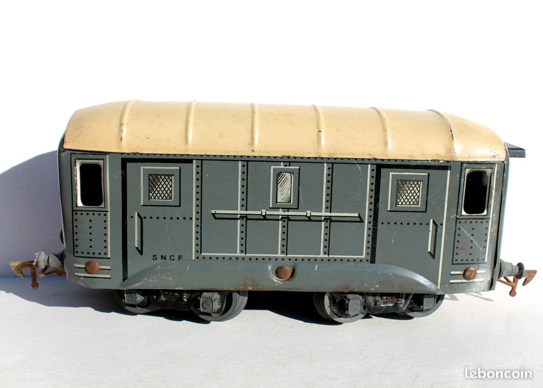 JEP - ECHELLE O - LOT DE 2 BOGIES POUR VOITURE VOYAGEURS - 1/45 JEP - ECHELLE O - LOT DE 2 BOGIES POUR VOITURE VOYAGEURS - 1/45